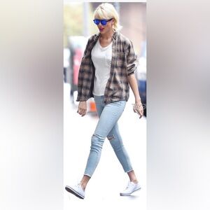 Frame le skinny light distressed jeans - Honeywood, size 25, ASO Taylor Swift